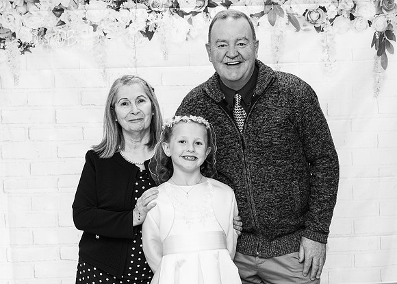Carey Communion 7318156