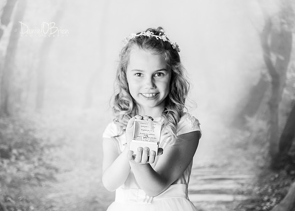 Zosia Communion 9959054