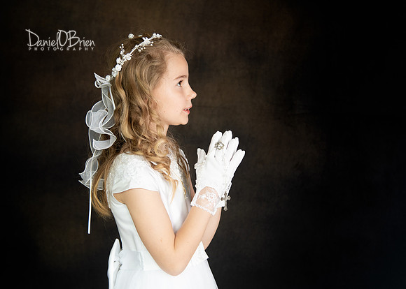 Zosia Communion 9966059
