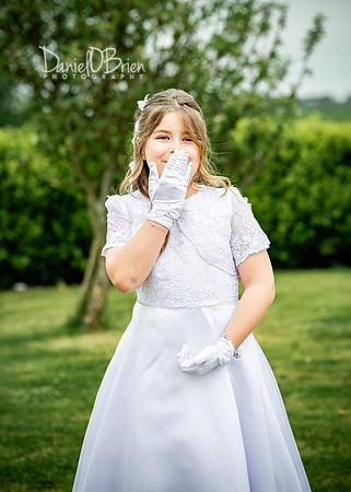 Clodagh Communion 9242033