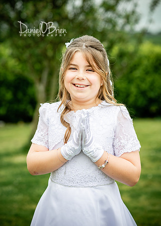 Clodagh Communion 9255039