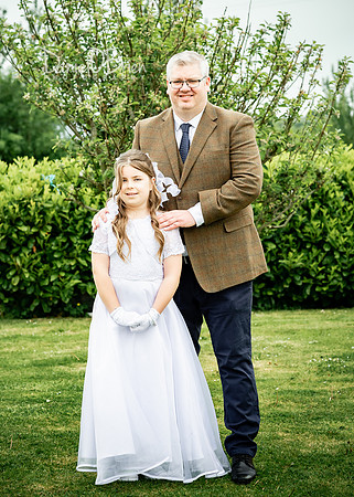 Clodagh Communion 9431101