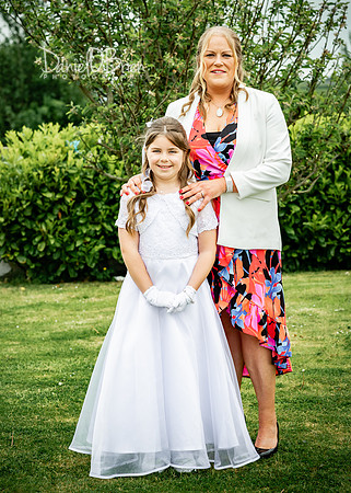 Clodagh Communion 9476121
