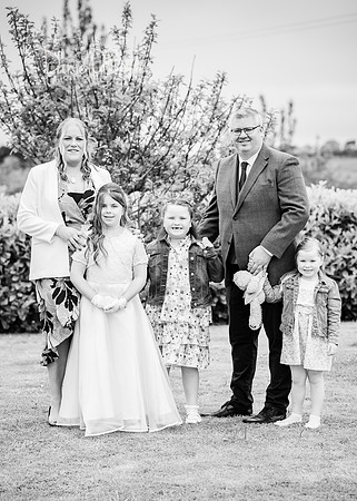Clodagh Communion 9381088