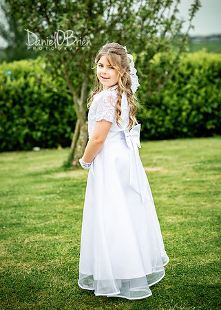 Clodagh Communion 9221023