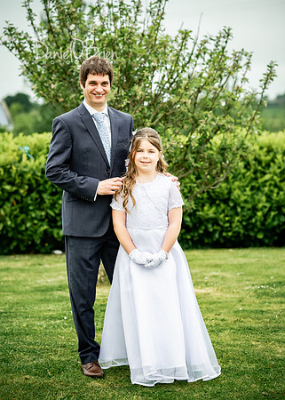 Clodagh Communion 9346073
