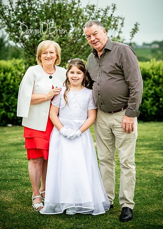 Clodagh Communion 9281053