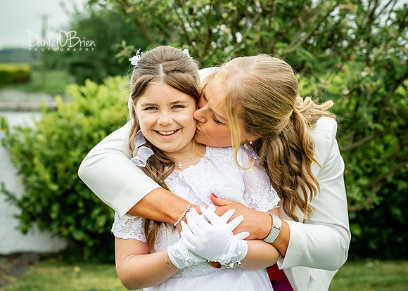 Clodagh Communion 9491127
