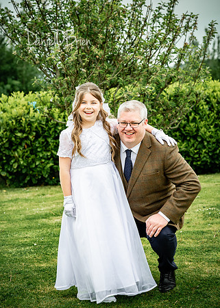 Clodagh Communion 9445105