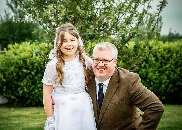 Clodagh Communion 9454111