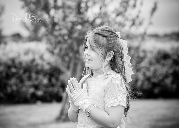 Clodagh Communion 9260044
