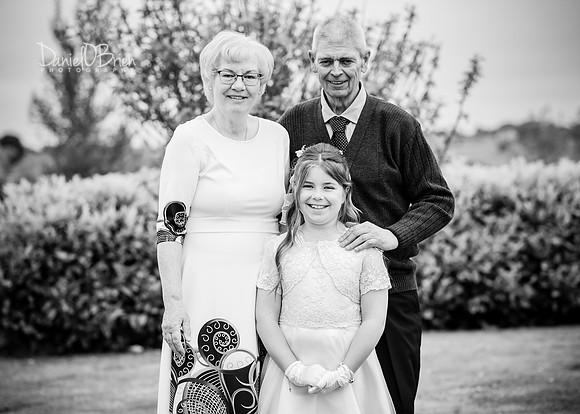 Clodagh Communion 9307064
