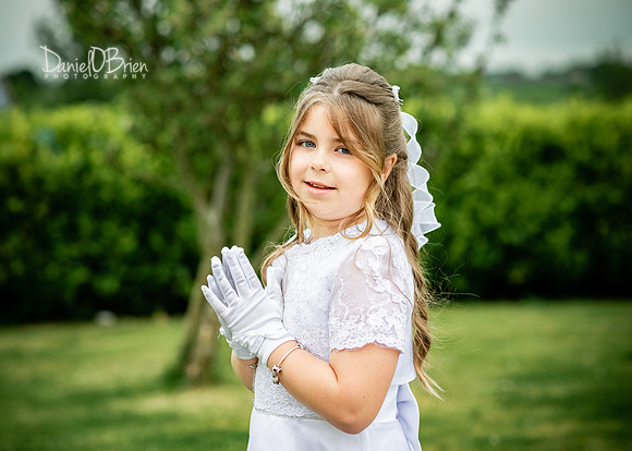 Clodagh Communion 9266045