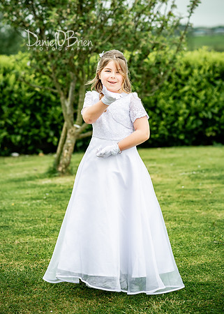 Clodagh Communion 9235029