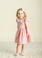 Laura 4557009