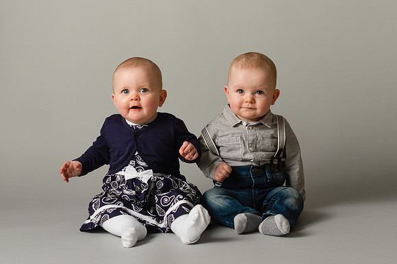 Zach & Isabella 9mts8997003