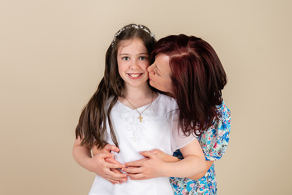Sarah & Lucia Communion 6488029