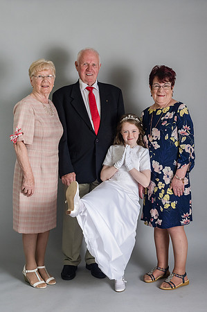 Mia Communion4988028