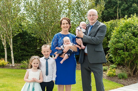 family-taking-pictures-together
