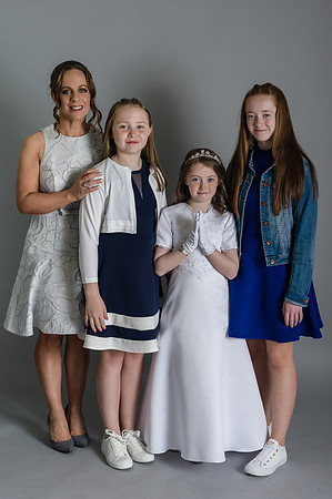 Mia Communion4948007