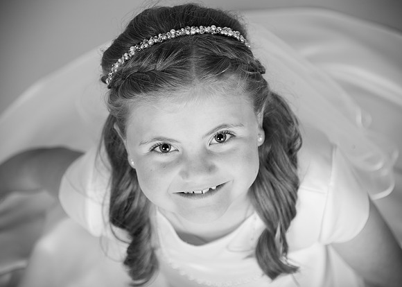 Grace3508028