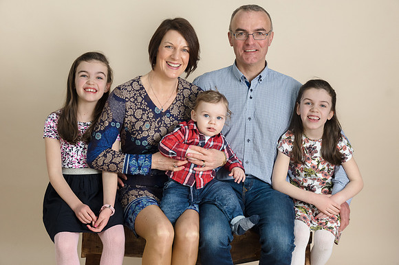 Family-together-seat-on-the-bench
