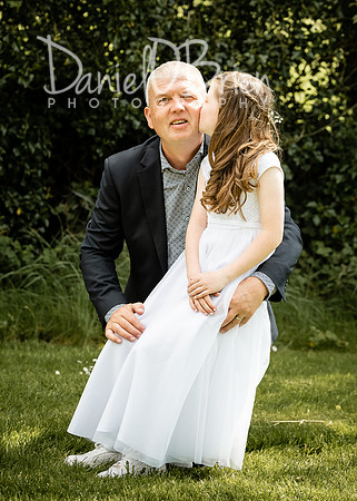 Fiona Kelly Communion 6151077