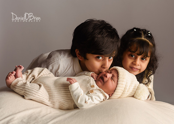 Aryan 8834029