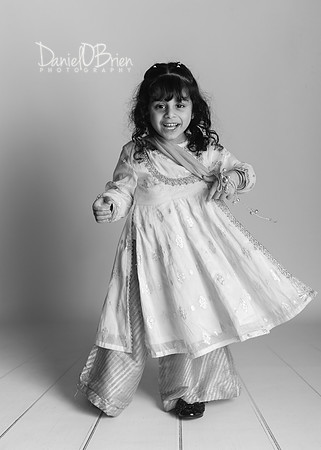 Aryan 8844038