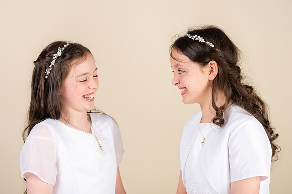 Sarah & Lucia Communion 6464019