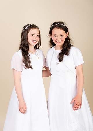 Sarah & Lucia Communion 6449013