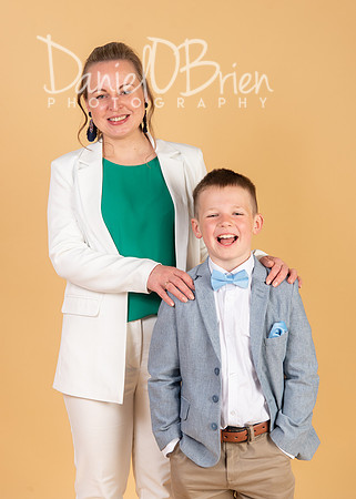 Alex Communion 7464055