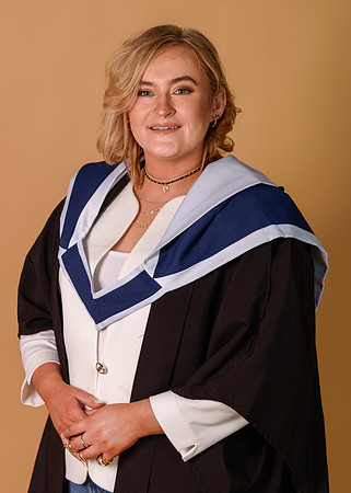 Sarah 8839006