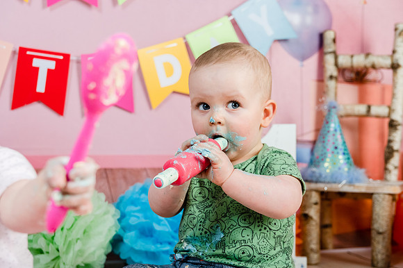 Zach  Isabella Cakesmash