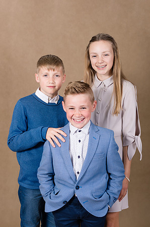 Brothers-and-sister-smiling