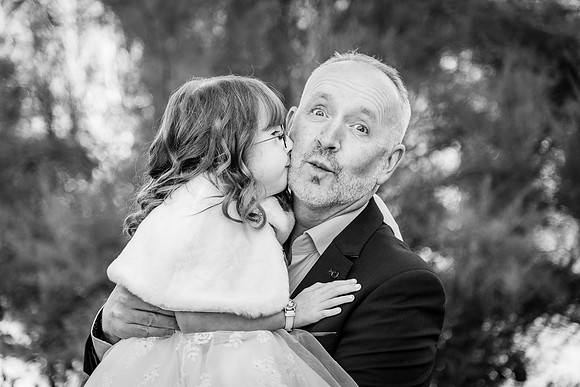 Girl-kissing-dad