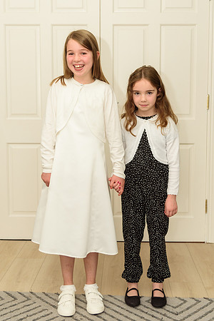 Hillary Communion 4957023
