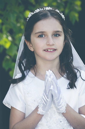 communion-girl