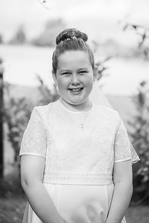 Leah Communion4439004