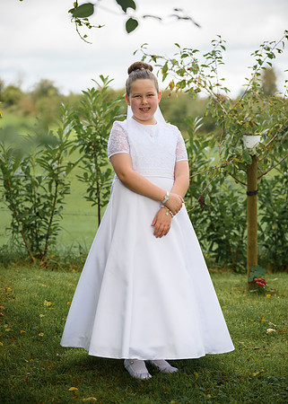 Leah Communion4454009
