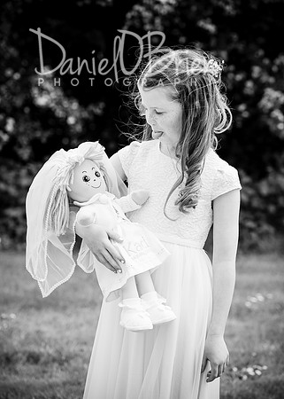 Fiona Kelly Communion 6045020