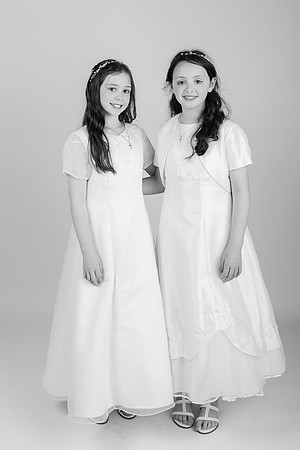 Sarah & Lucia Communion 6446012