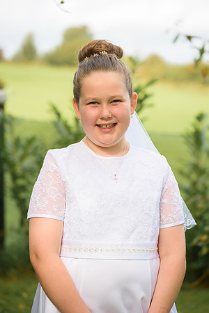 Leah Communion4439003