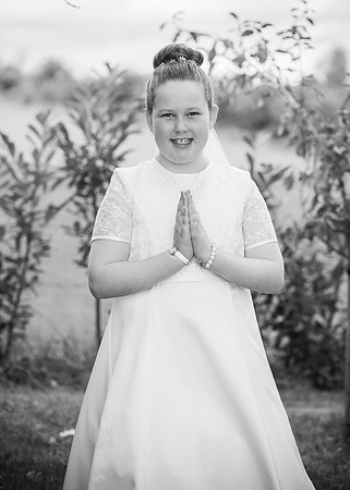 Leah Communion4449008